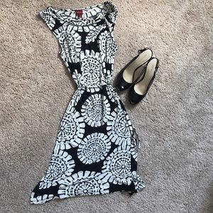 Merona black and white dress M