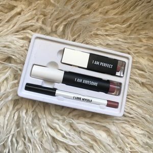 Real Her Nude lip kit