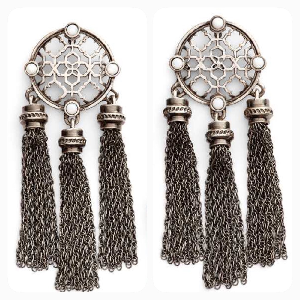 NWT Kendra Scott Adams Earrings