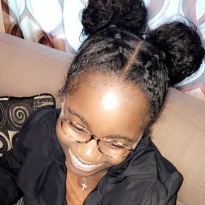 Meet your Posher, Milani