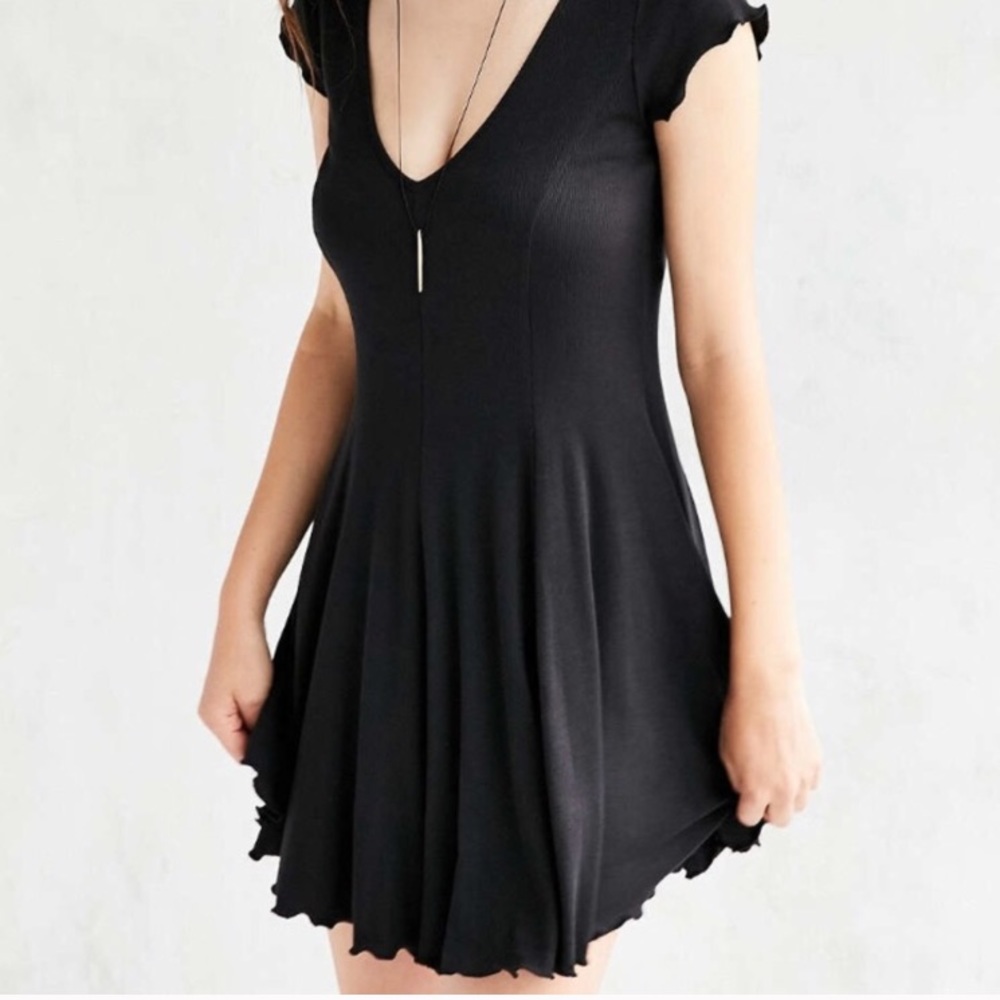 🎄MAKE AN OFFER🎄 Kimchi Blue Mini Dress