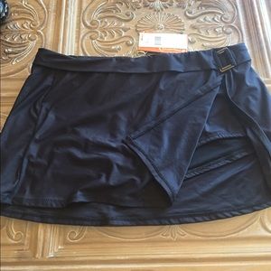 Leilani skortini swim skirt NWT size 12 black 🆕🆕