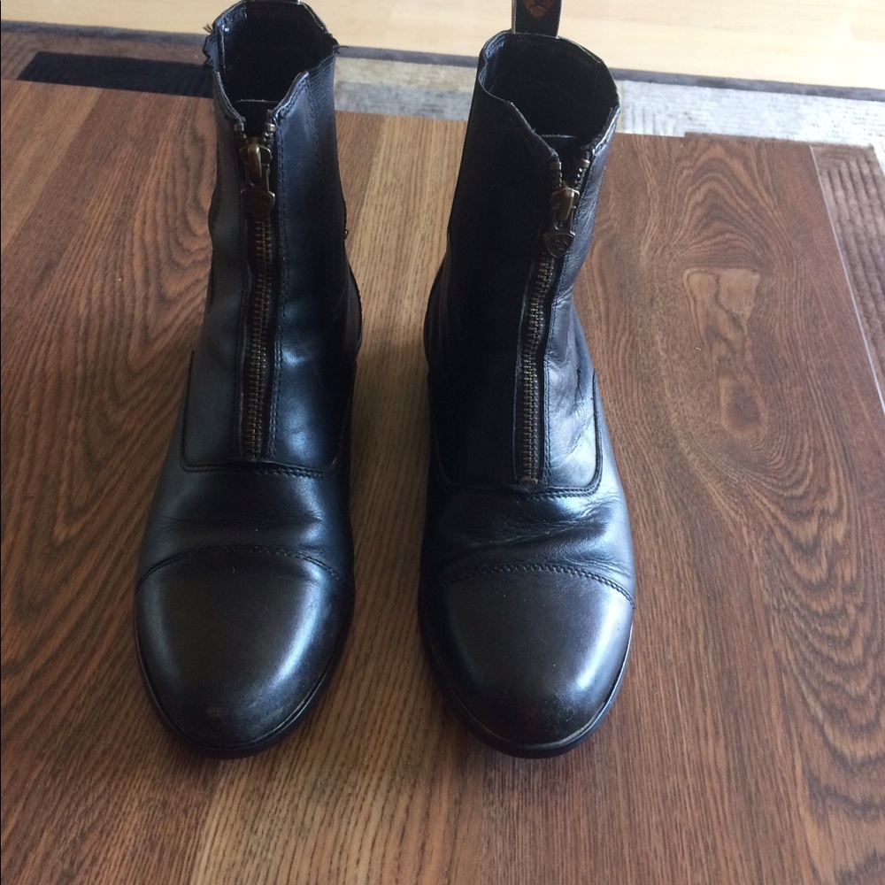 Ariat heritage III Zip paddock boot.