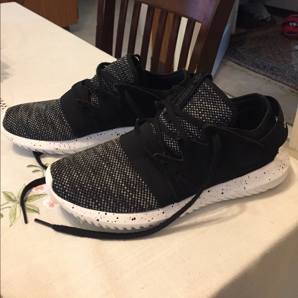 Addidas sneakers