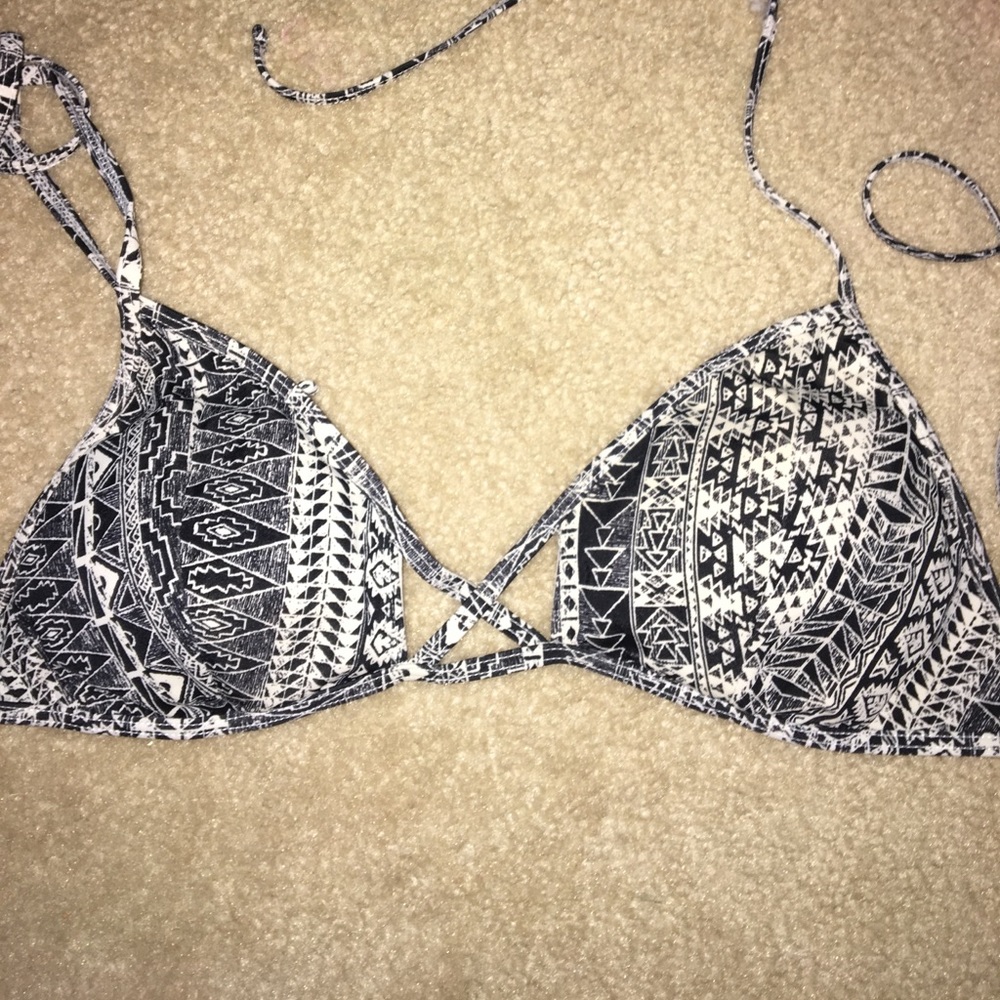 la hearts bathing suit top