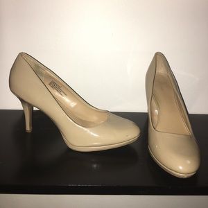 Women's nude heels