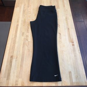 Nike Cropped Pants