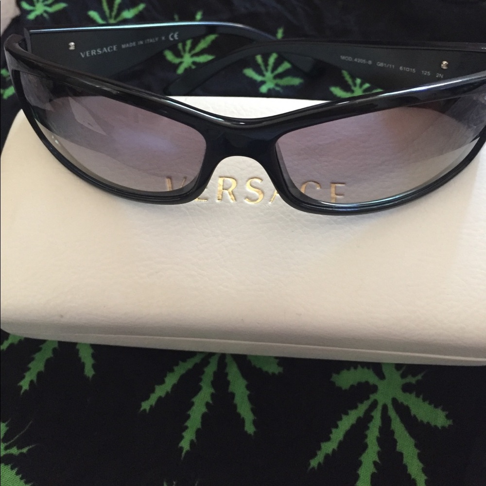 SOLD ❌Versace glasses $130 obo