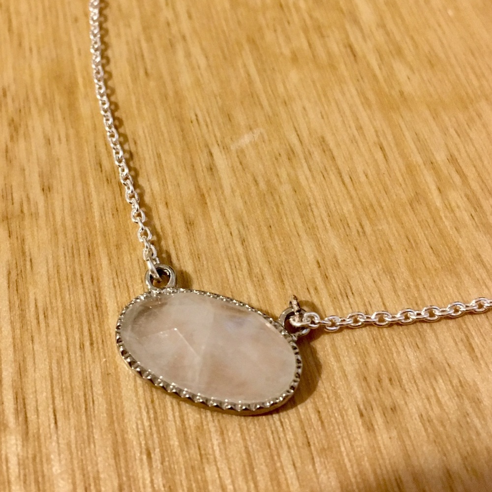 White Pendant Silver Necklace- kendra style