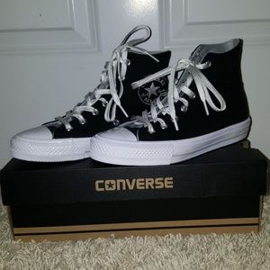 Converse brand new