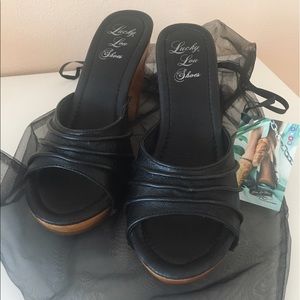 Lucky Lou hand carved sandals