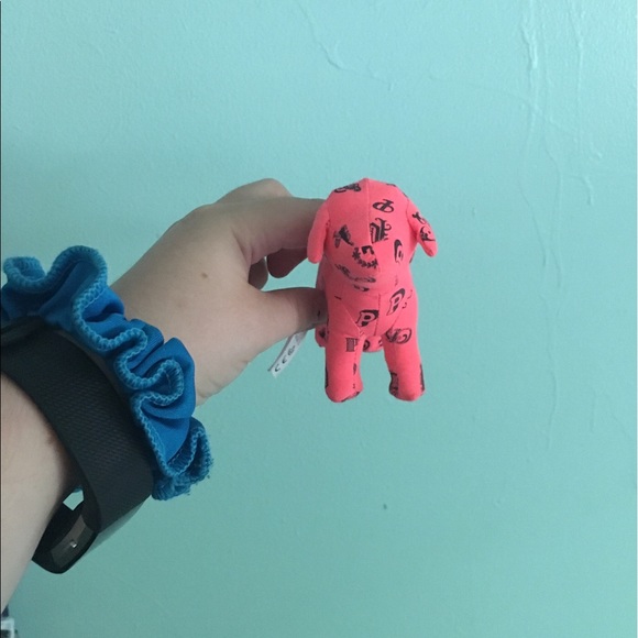 3 PINK dog souvenirs. - Picture 5 of 8