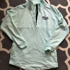 Final ⬇️ VS PINK Varsity Quarter Snap