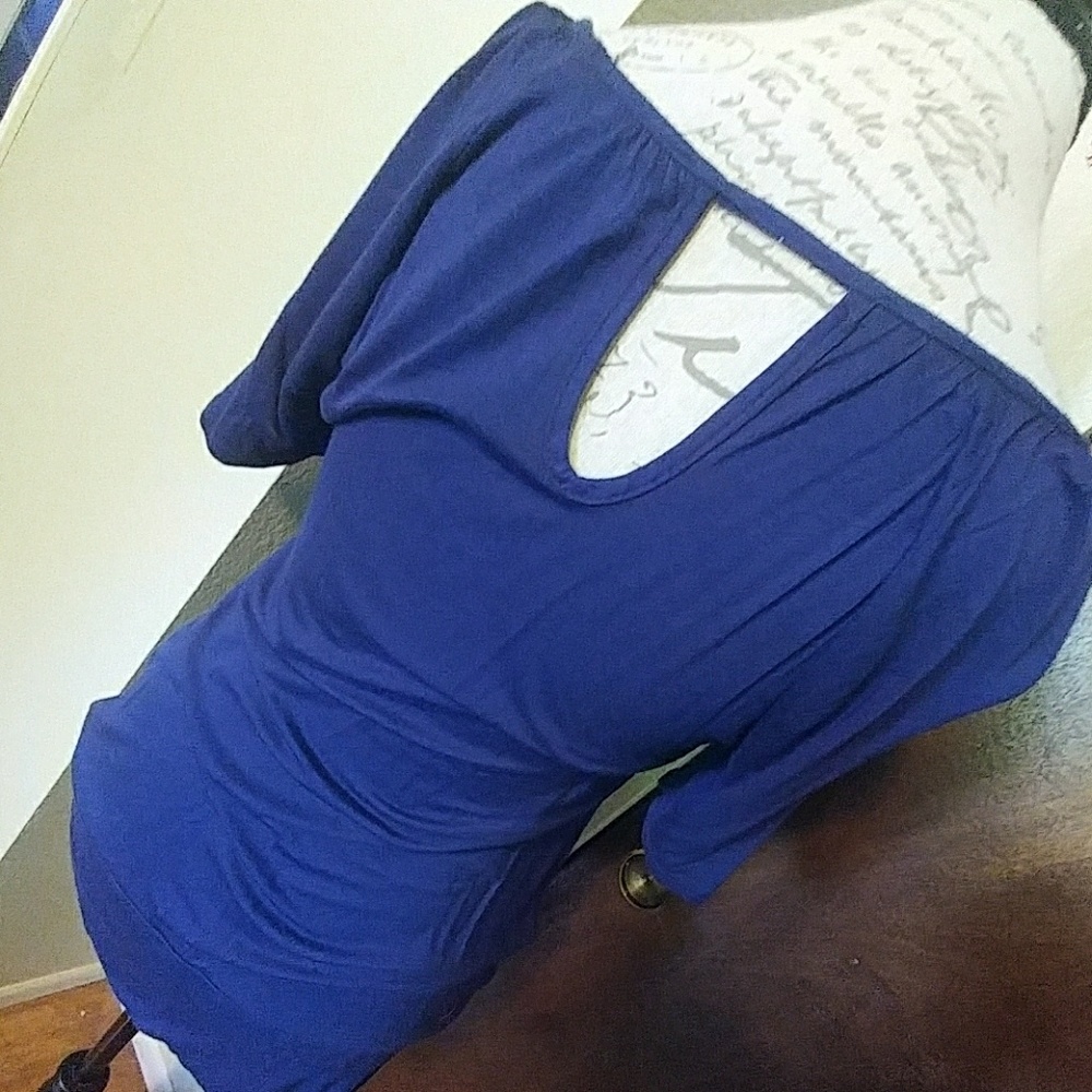 Due Time Maternity top - Picture 2 of 4