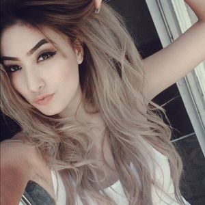 Meet your Posher, Beverly