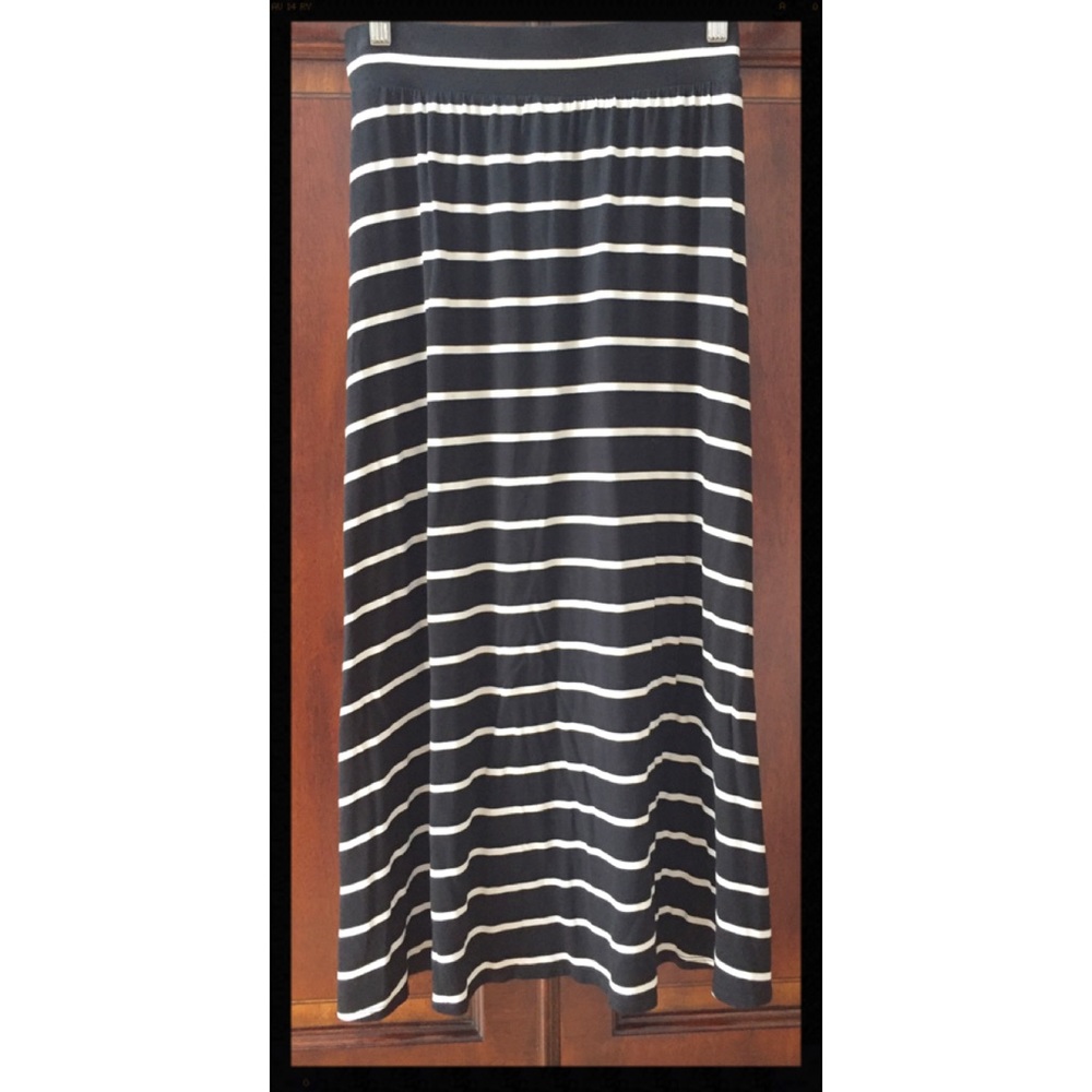 Maxi skirt size 14/16 **Sold**