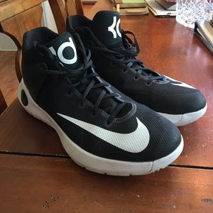 Nike KD Trey 5 IV Basketball Shoes