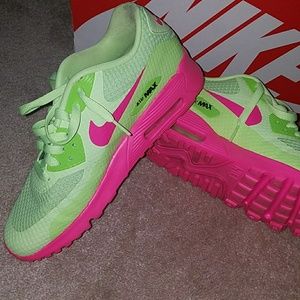 Nike Air Max 90 Ghost Green/Hot Pink