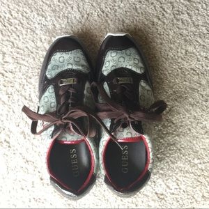 Guess tennis shoes