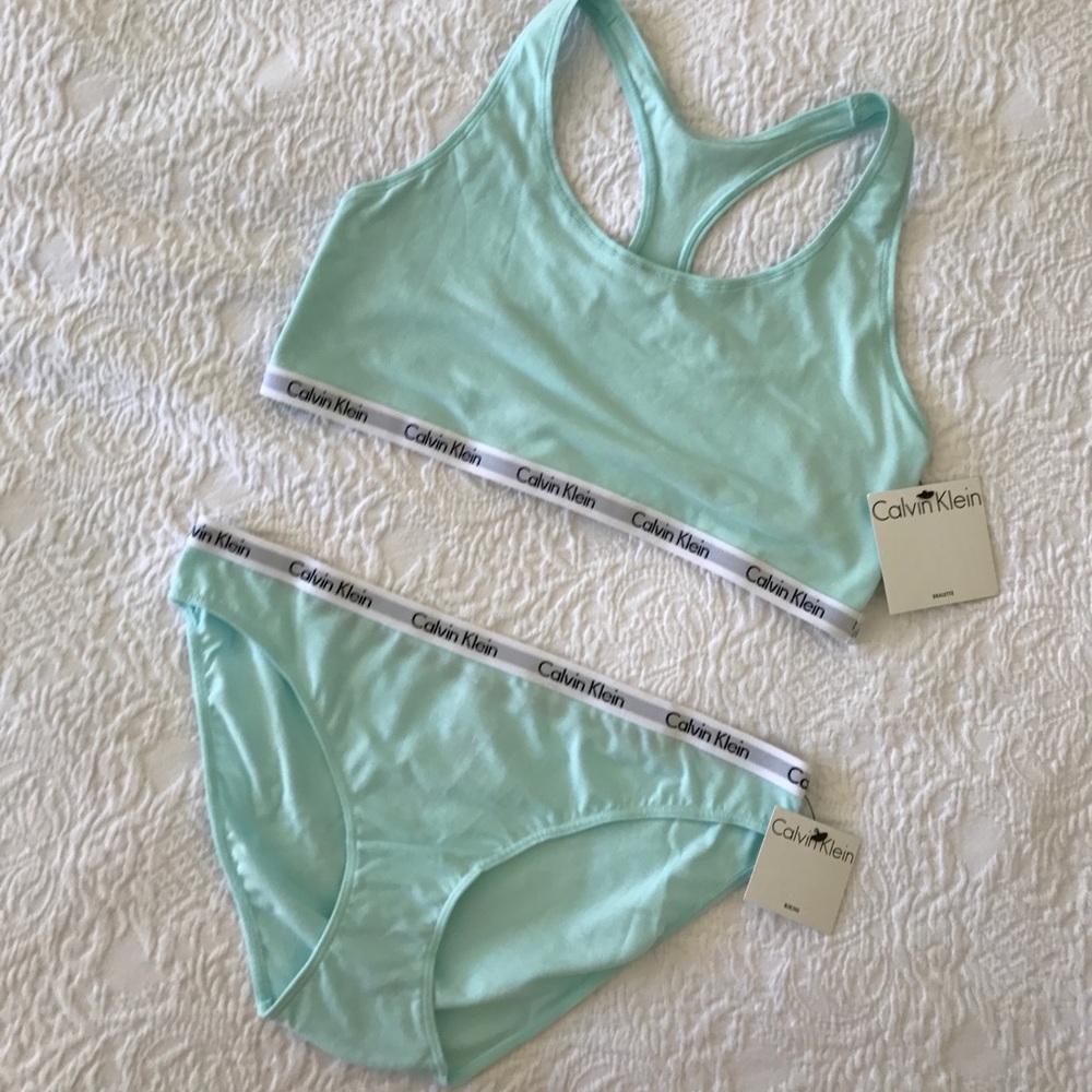 Calvin Klein new bra underwear set mint bikini