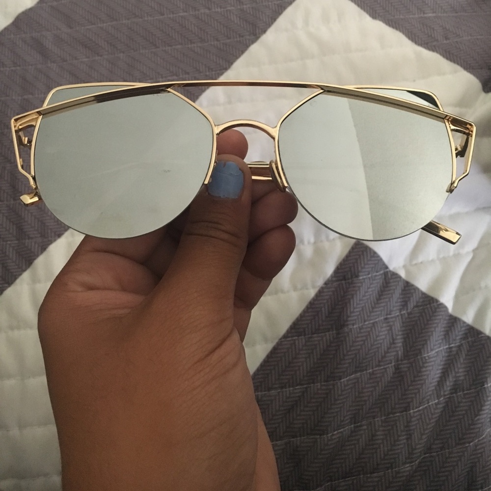 ❌SOLD❌Trendy sunglasses