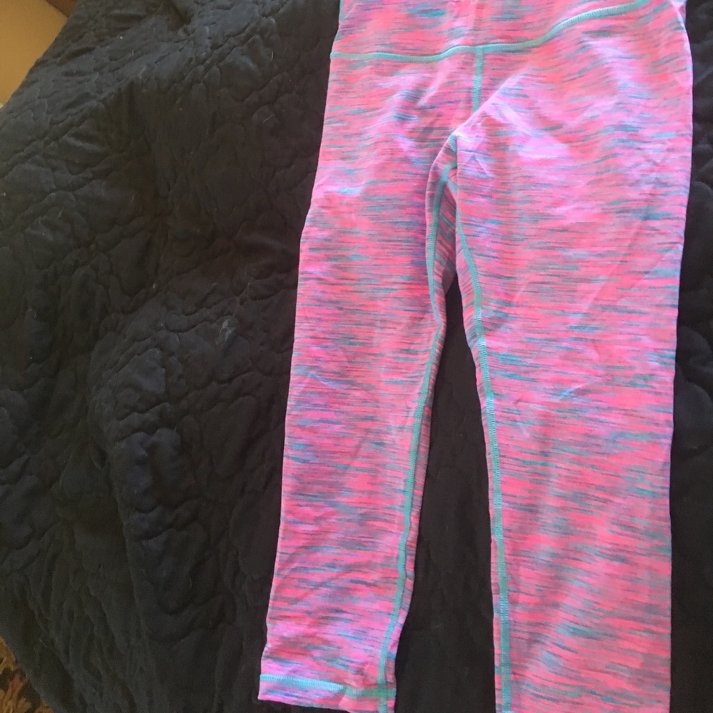 IVIVVA YOGA CROPS!!