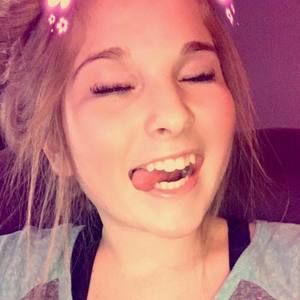 Meet your Posher, Samara