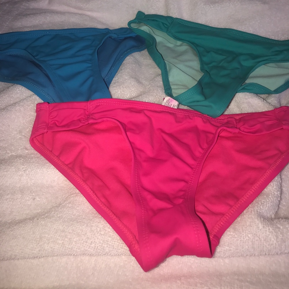 3 Small Bikini Bottoms 💖