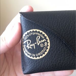 🕶 Ray Ban Leather Sunglasses Case 🕶