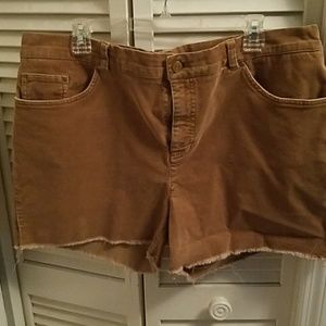 Corduroy shorts