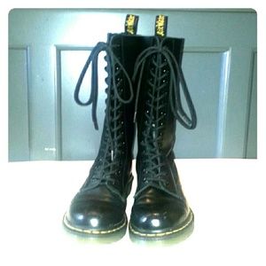 Dr. Martens Original Boots (14 Eyelet)