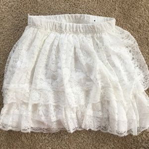 white lace skirt!