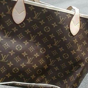 Lv monogram (replica)