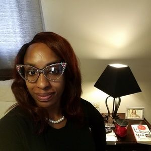 Meet your Posher, Melantha