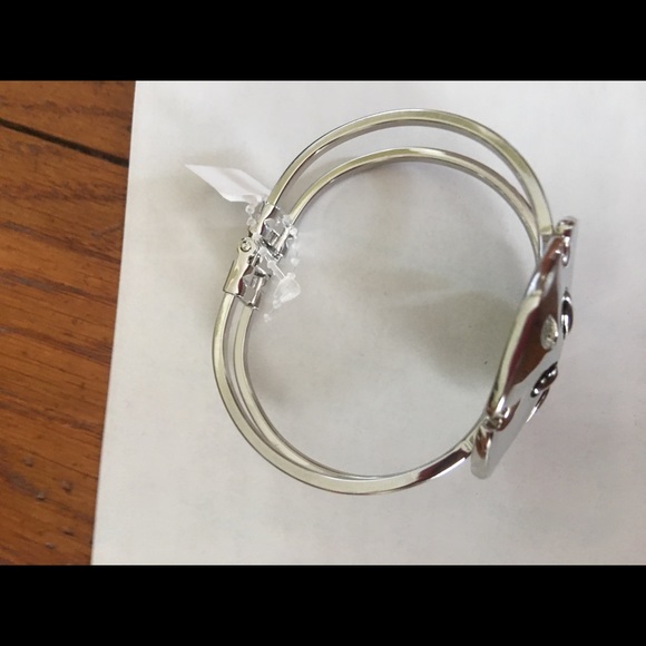 Sand dollar bracelet - Picture 4 of 6