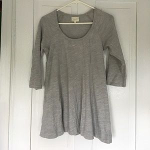 Deletta grey top