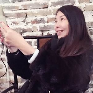 Meet your Posher, Tina