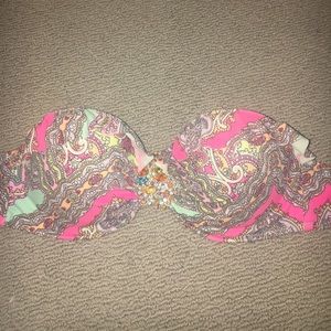 34 D Victoria's Secret strapless bathing suit top