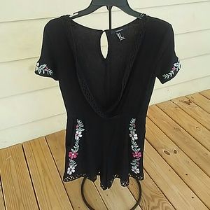 Summer romper with pockets!