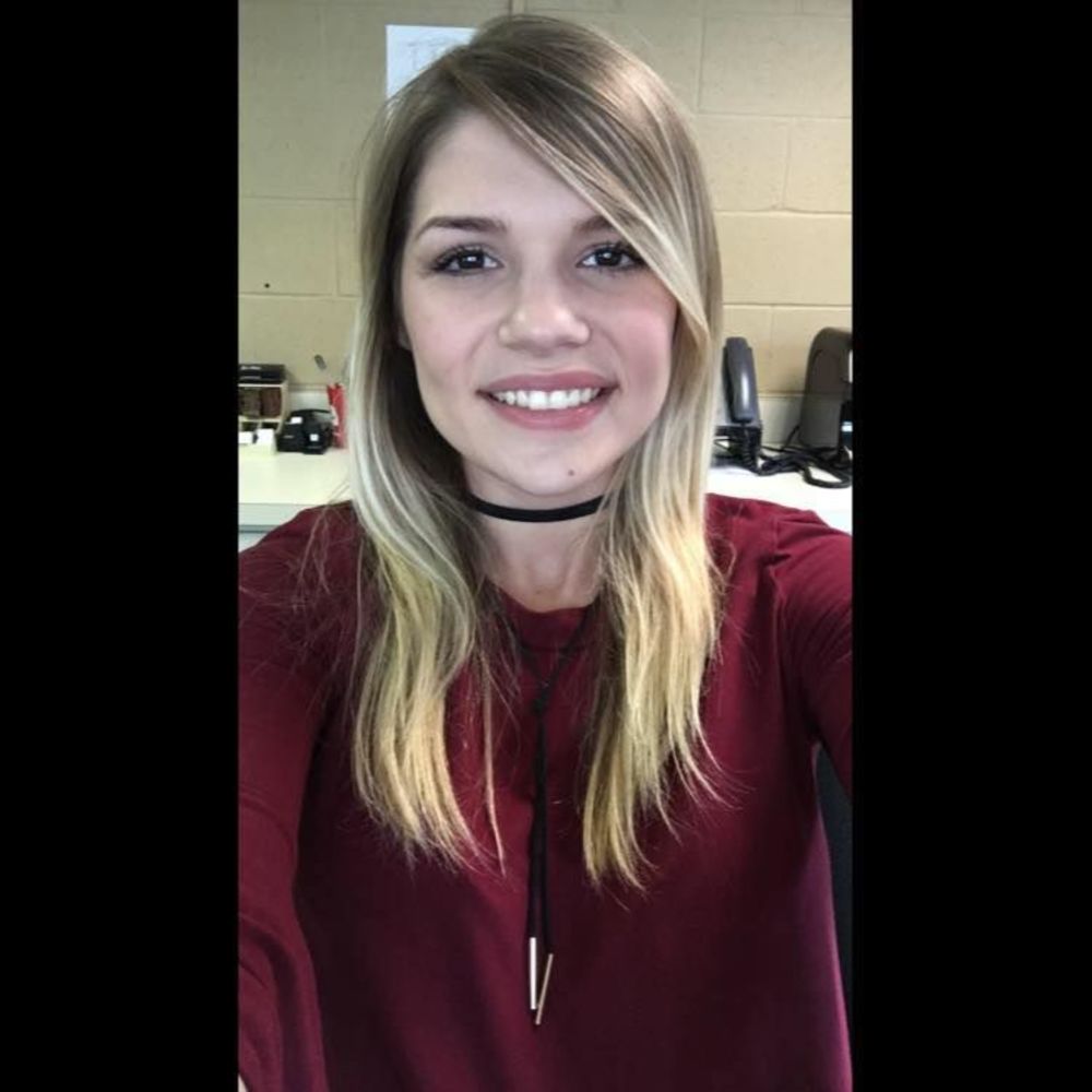 Meet your Posher, Whitney