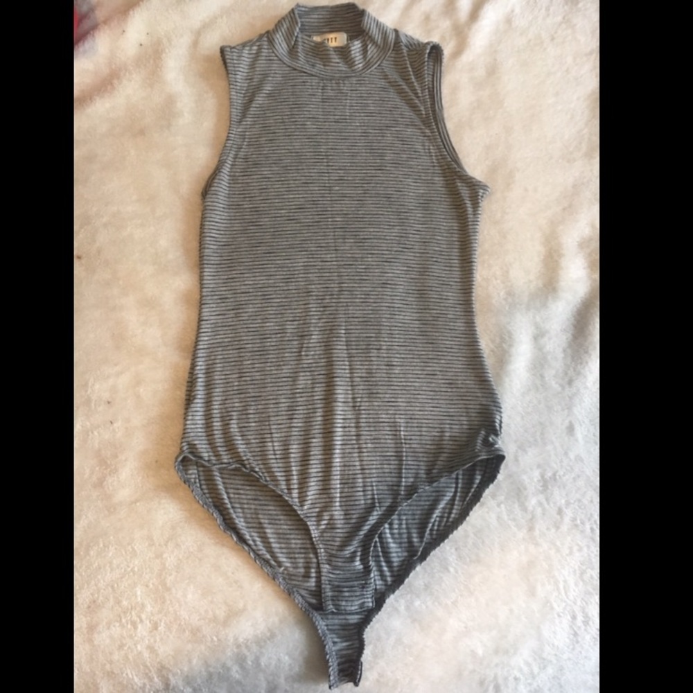 Nytt Bodysuit