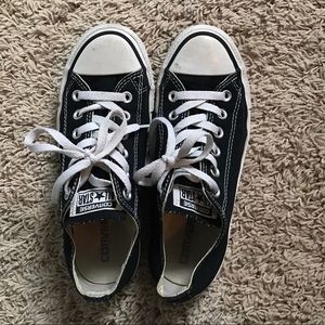 Black converse