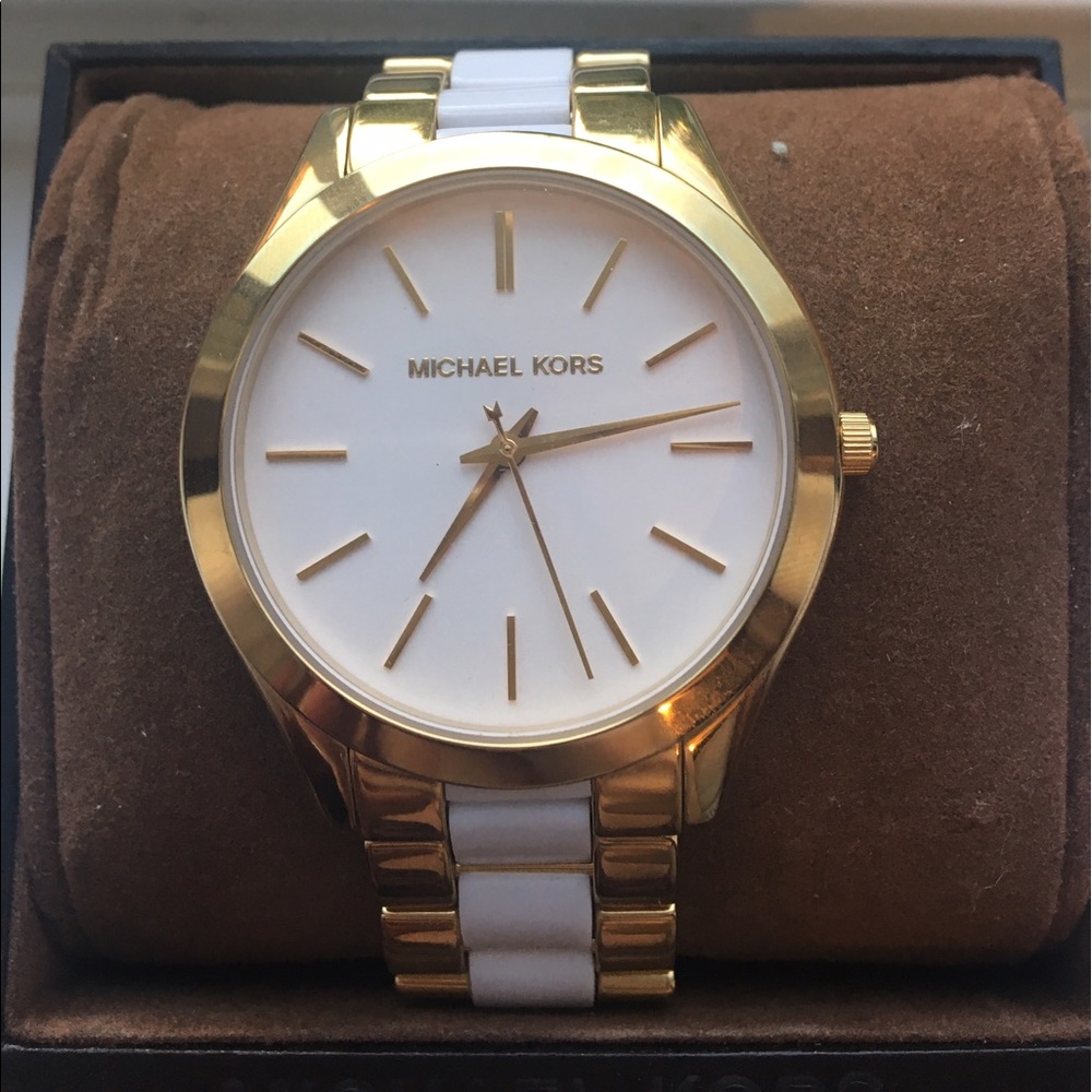 Michael Kors watch - Picture 2 of 4