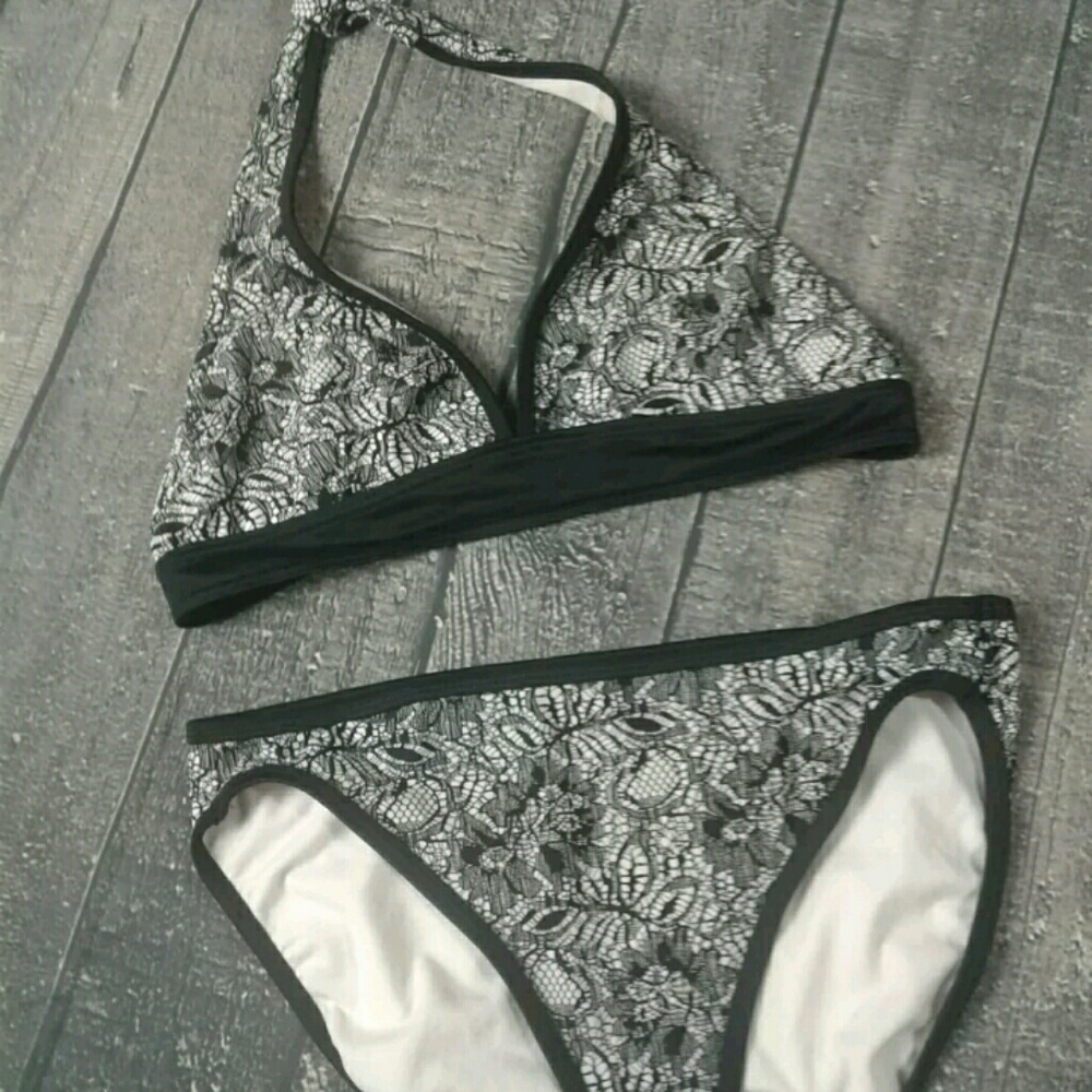 Spiegel Swim Black & White lace print Bikini sz10