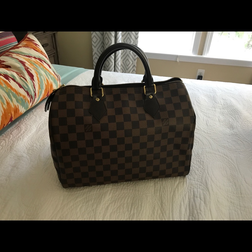 Louis Vuitton speedy bag