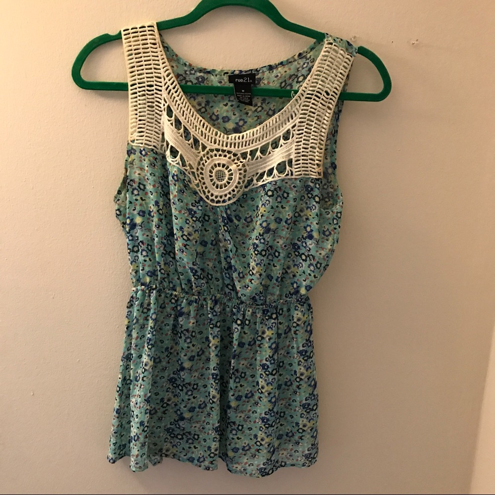 💙 Blue Floral Top 💙