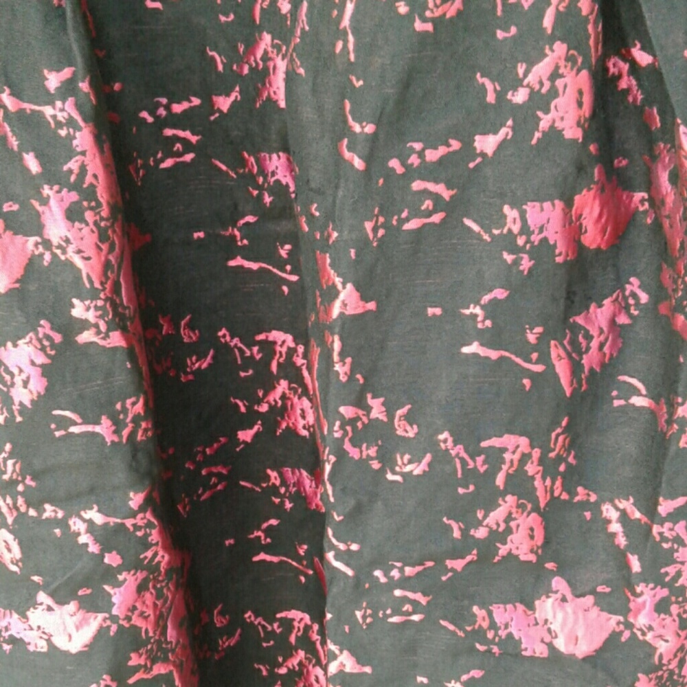 Skirt - Picture 2 of 2