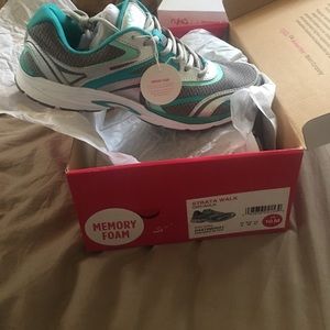 Brand new workout shoes