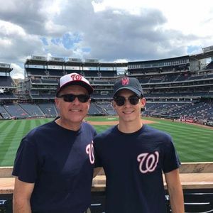 Meet your Posher, Justin