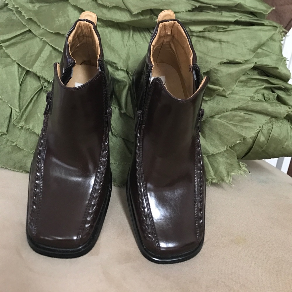 Luna Boys' dress shoes